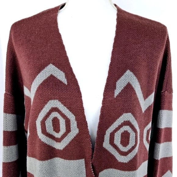 YeMak Sweater Wmns Tribal Boho Cardigan Slouchy Coat Long Sleeve Burgundy SzS/M - Picture 4 of 12